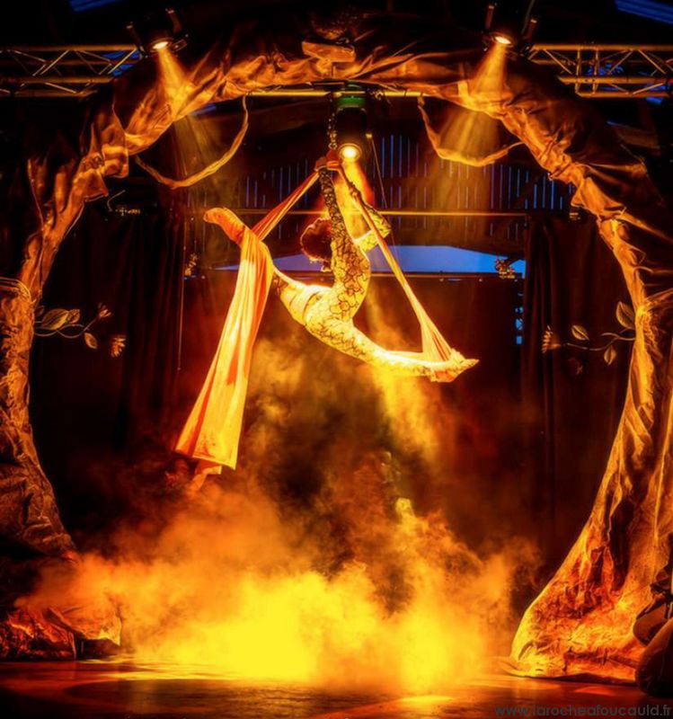 drânia spectacle de feu1